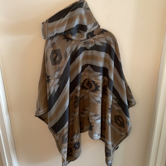 BCBG - Picture 3 of 3